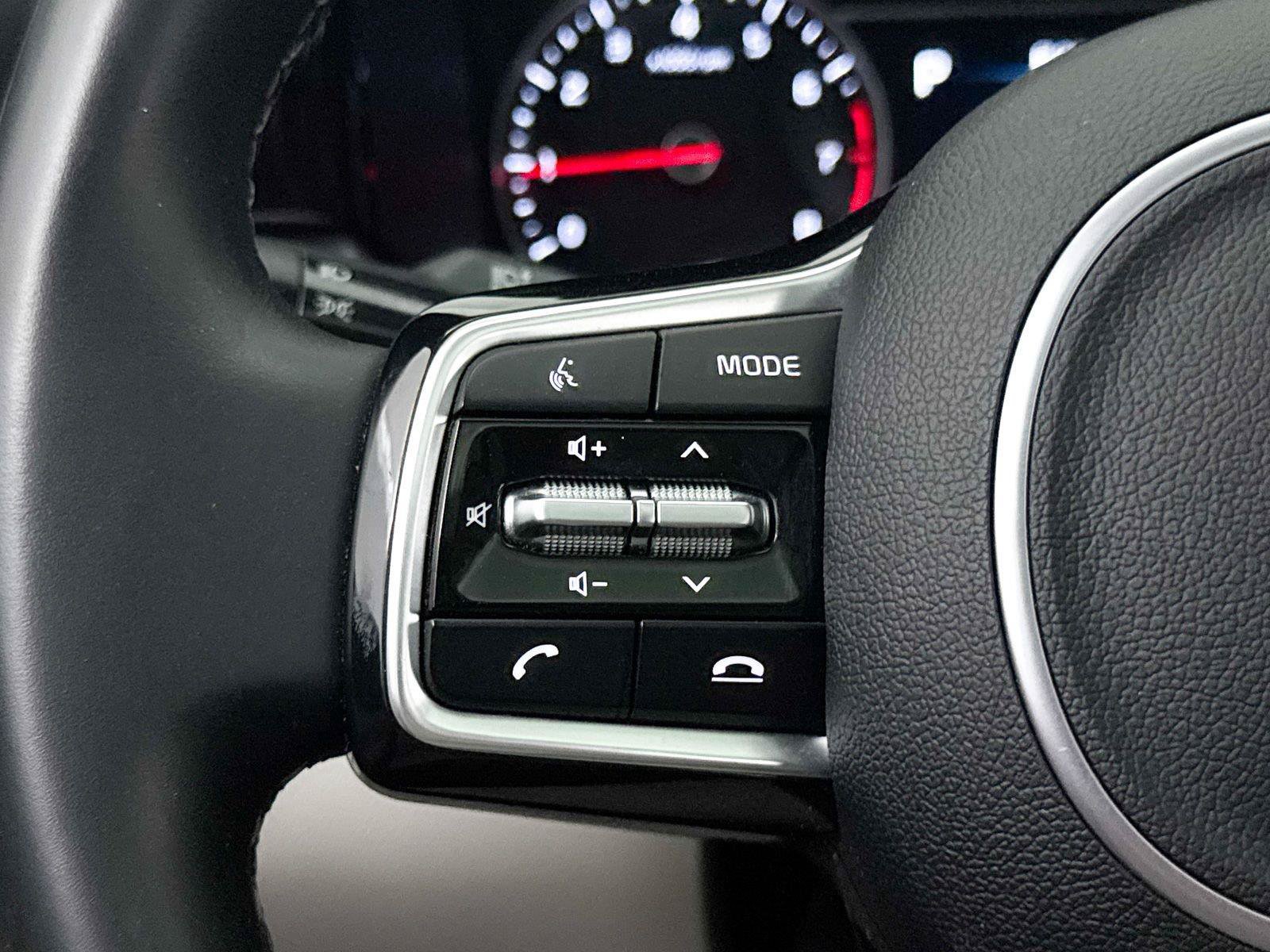 Used 2023 Kia Sorento S w/ Panoramic Sunroof Package FWD image 34