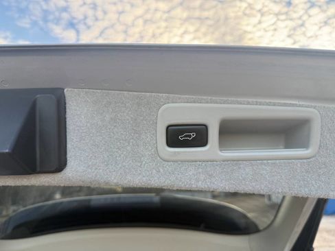 Used 2010 Lexus RX 450h 2WD image 33