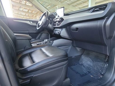 Used 2022 Ford Escape SEL w/ Technology Package FWD image 24