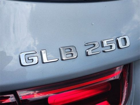 Certified 2026 Mercedes-Benz GLB 250 4MATIC image 14