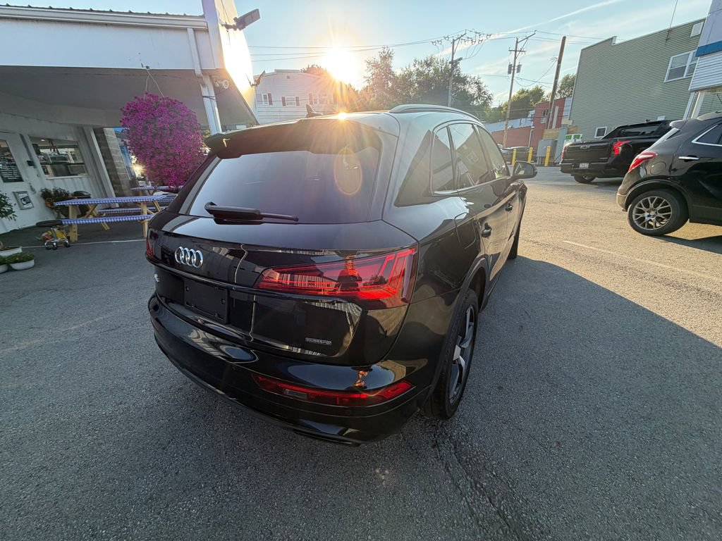 Used 2023 Audi Q5 2.0T Premium Plus w/ Premium Plus Package AWD/4WD image 5