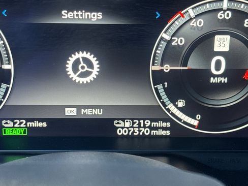 Used 2025 Mitsubishi Outlander SEL Black Edition image 30