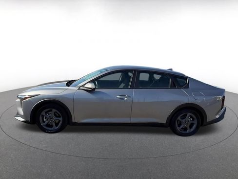 Used 2026 Kia K4 FWD image 9