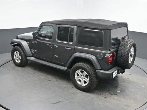 Used 2018 Jeep Wrangler Unlimited Sport S image 24