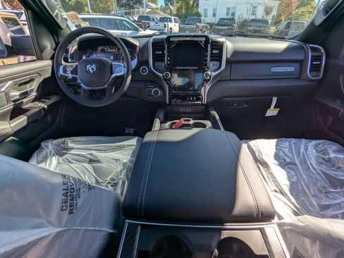 New 2026 RAM 1500 Big Horn AWD/4WD image 14