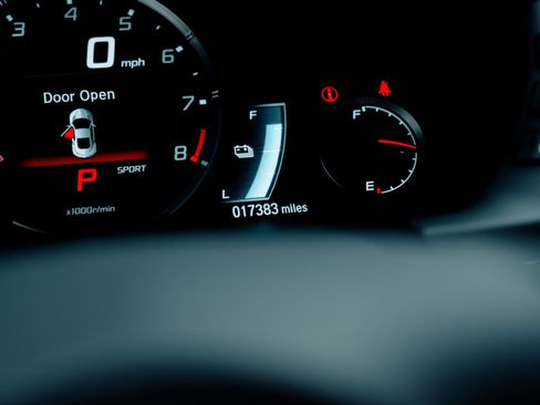 Used 2017 Acura NSX image 38