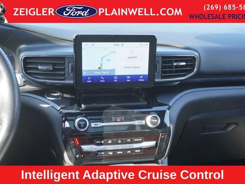 Used 2022 Ford Explorer ST w/ ST Street Pack image 17