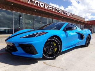 Used 2021 Chevrolet Corvette Stingray Coupe w/ Z51 Performance Package video 1