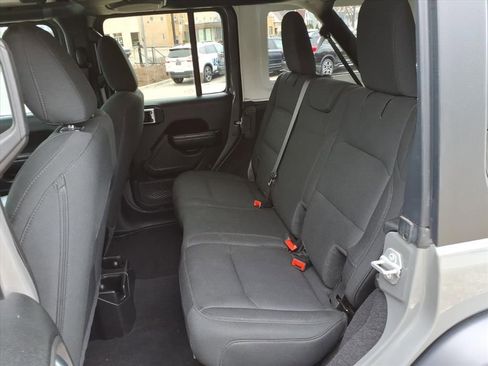 Used 2021 Jeep Wrangler Unlimited Sport AWD/4WD image 29