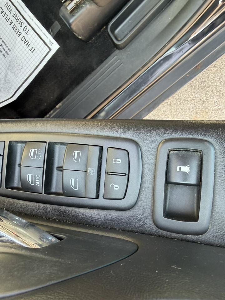 Used 2013 Dodge Grand Caravan SXT FWD image 15