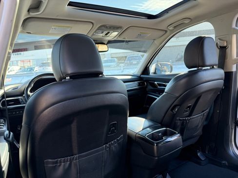 Used 2021 Kia Telluride EX image 19