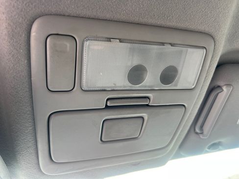 Used 2004 Toyota RAV4 4WD image 37