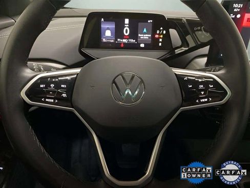 Used 2023 Volkswagen ID.4 Pro S Plus image 29