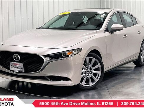Used 2025 MAZDA MAZDA3 s FWD image 1