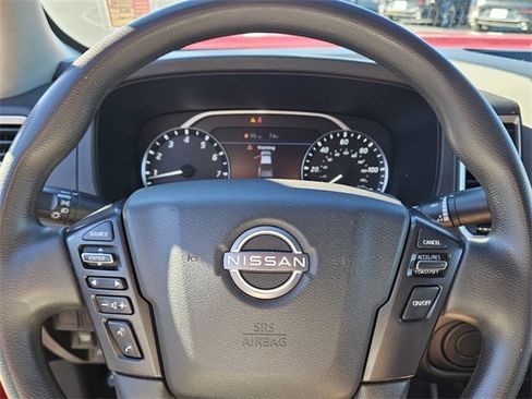 Used 2022 Nissan Frontier SV image 23