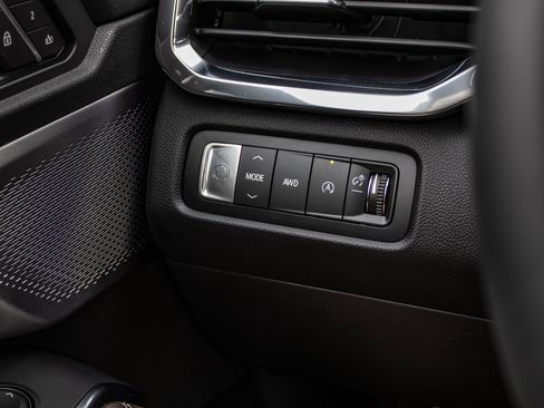 New 2026 GMC Acadia Denali Ultimate w/ LPO, All-Weather Package image 38