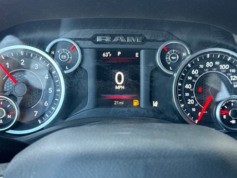 New 2026 RAM 1500 4x4 Crew Cab image 22