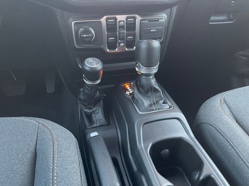 New 2026 Jeep Gladiator Sport AWD/4WD image 11
