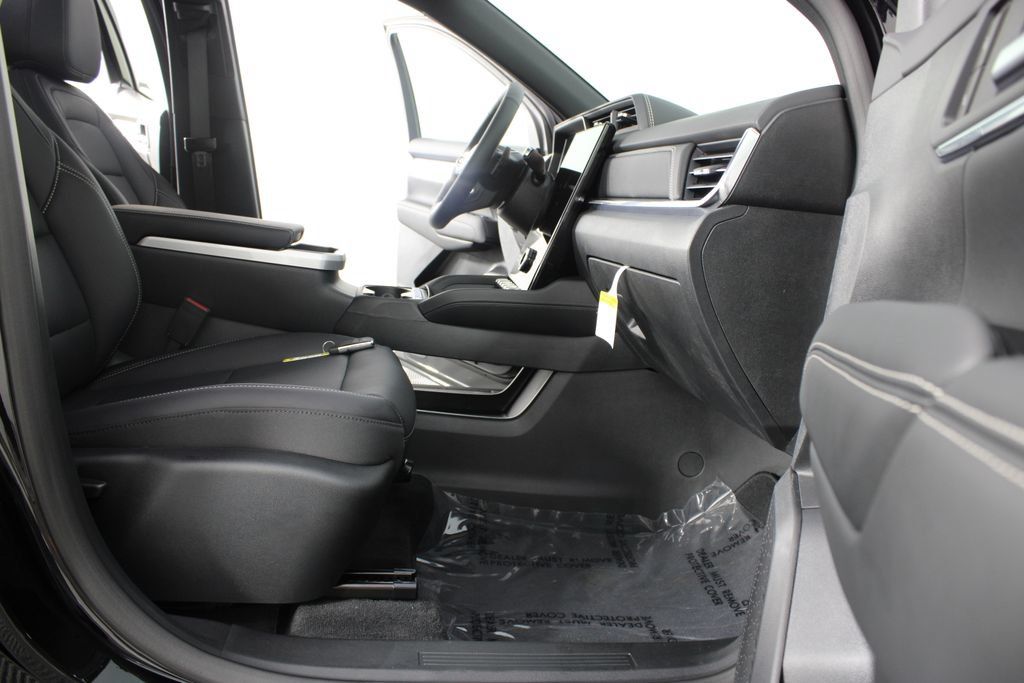 New 2027 GMC Terrain Elevation w/ Elevation Premium Package FWD image 20