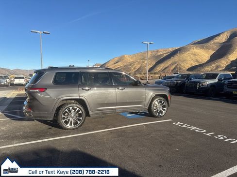 Used 2021 Jeep Grand Cherokee L Overland w/ Luxury Tech Group IV image 8