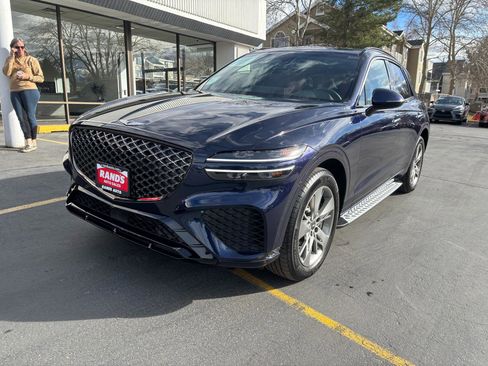 Used 2025 Genesis GV70 3.5T Sport image 16