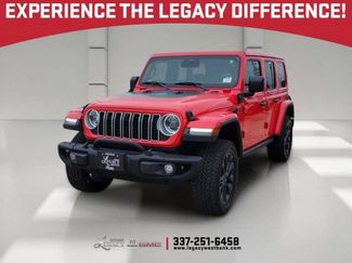 Used 2025 Jeep Wrangler Unlimited Sahara AWD/4WD video 1