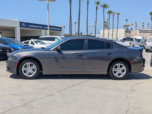 Used 2022 Dodge Charger SXT RWD image 9