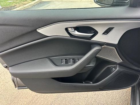 Certified 2025 Acura TLX w/ Technology Package image 22