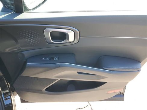 New 2026 Kia Sorento S image 10