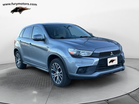 Used 2017 Mitsubishi Outlander Sport ES image 1