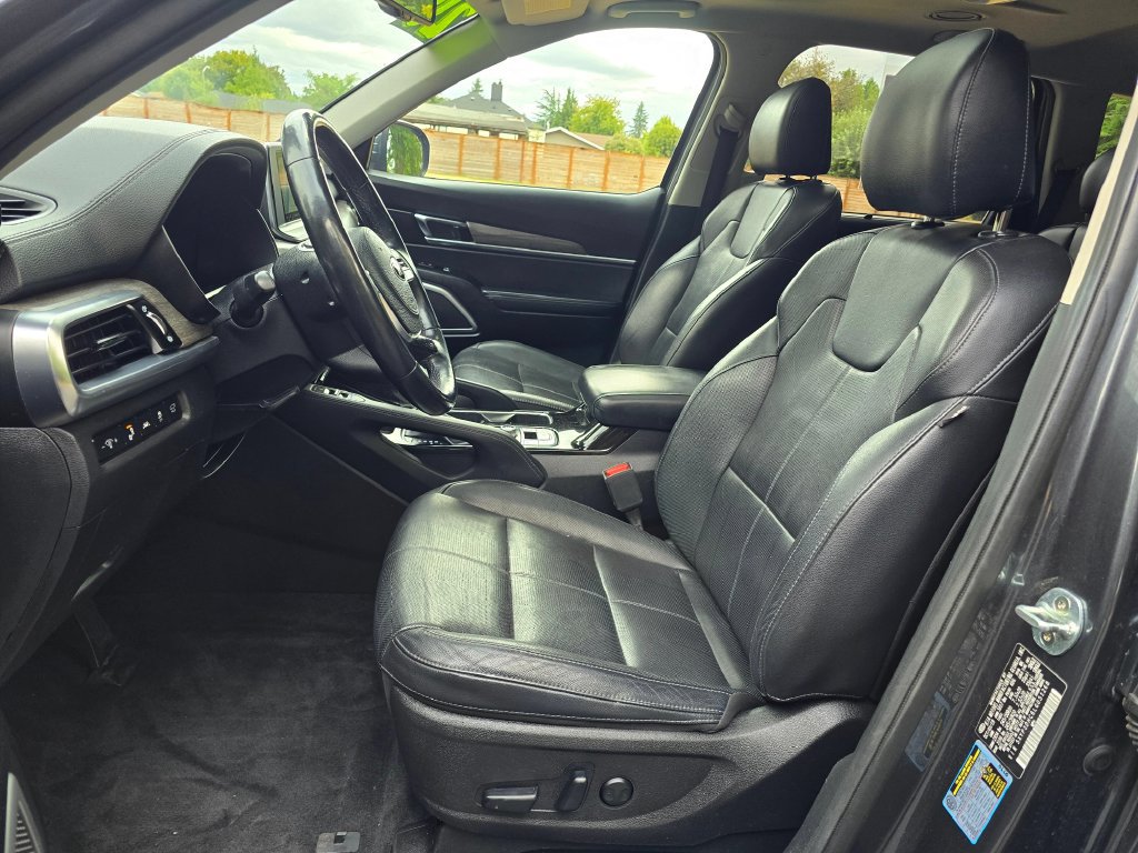 Used 2020 Kia Telluride EX w/ EX Premium Package AWD/4WD image 11