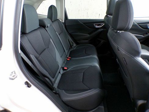 Used 2023 Subaru Forester Premium image 16