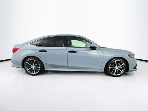 Used 2023 Honda Civic Touring image 10