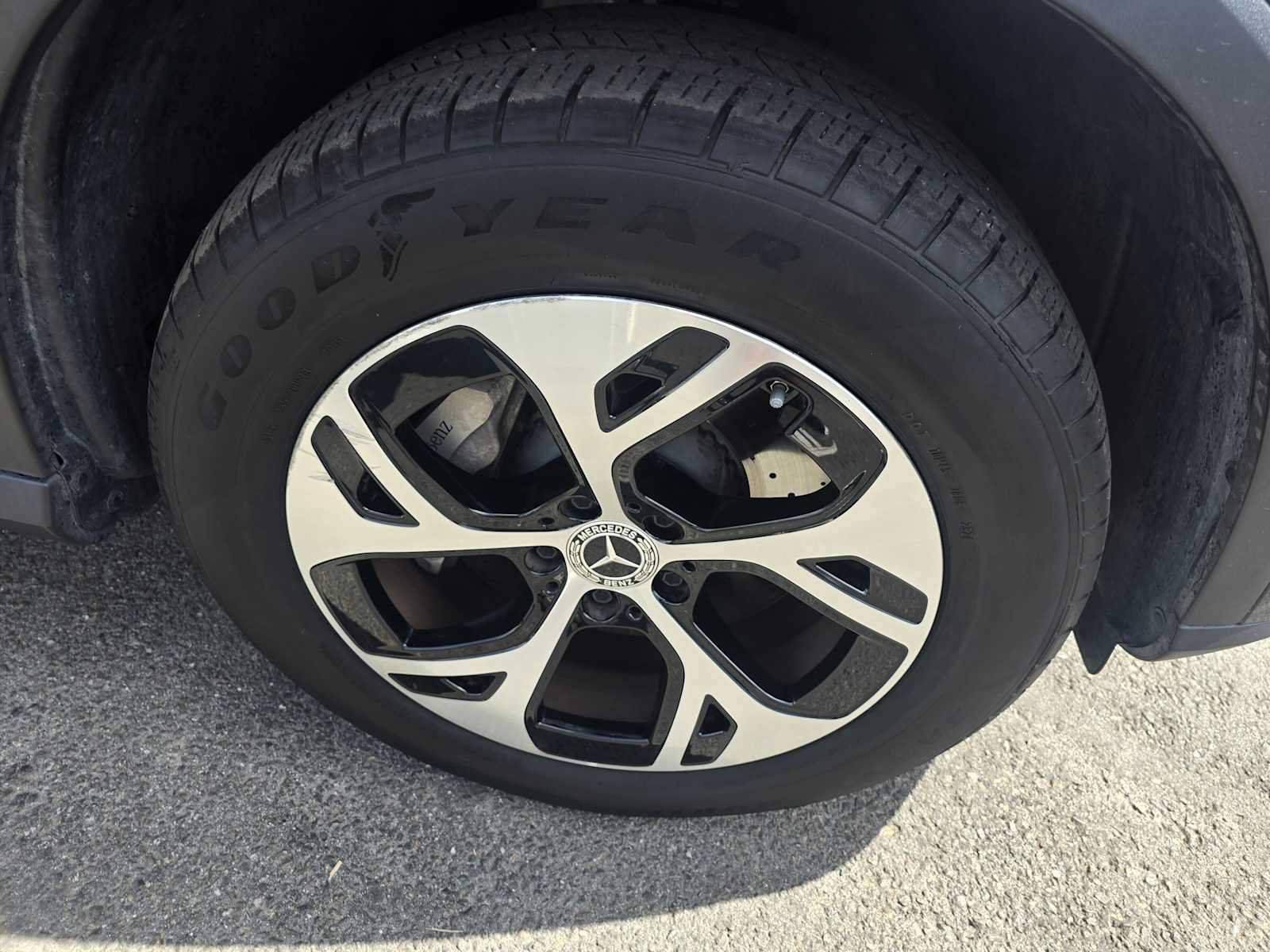 Certified 2025 Mercedes-Benz GLC 350e 4MATIC image 9