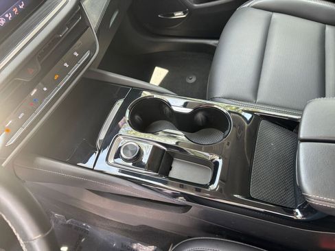 Used 2024 Buick Envision Preferred AWD/4WD image 42