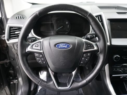 Used 2020 Ford Edge SEL w/ Convenience Package image 12