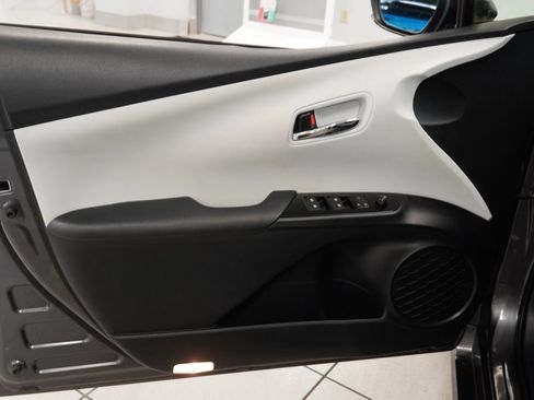 Used 2016 Toyota Prius Two w/ Protection Package FWD image 16