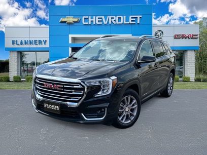 Used 2024 GMC Terrain SLT