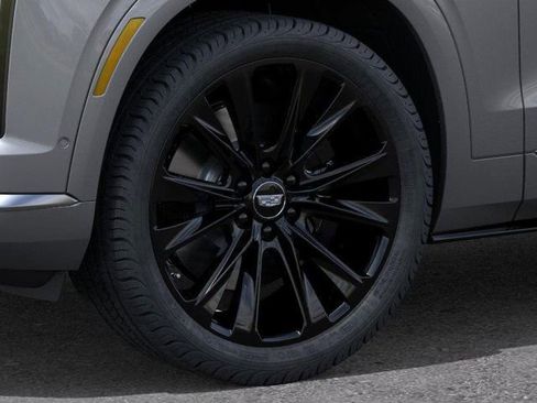 New 2026 Cadillac Vistiq Platinum image 9