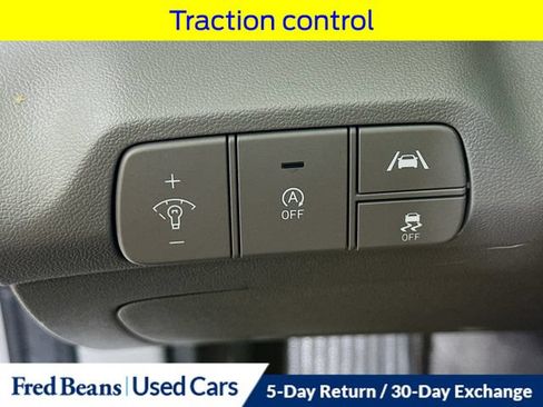 Used 2023 Hyundai Elantra SE FWD image 13