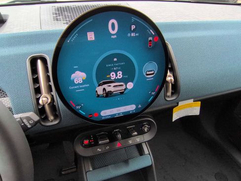 New 2025 MINI Cooper Countryman S w/ Comfort Package Max image 30