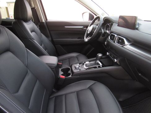 Used 2025 MAZDA CX-5 AWD 2.5 S w/ Preferred Package image 9