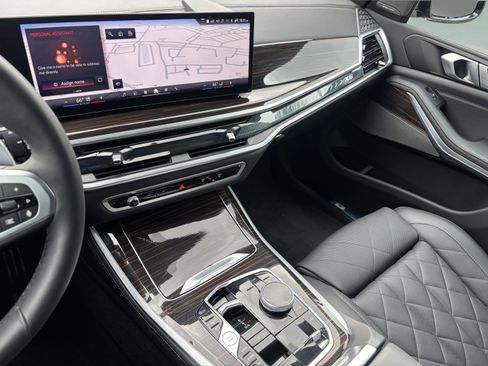 Used 2026 BMW X5 xDrive50e w/ M Sport Package image 12