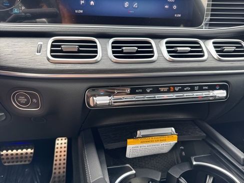 New 2025 Mercedes-Benz GLS 580 4MATIC image 19
