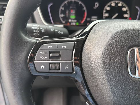 Used 2024 Honda Pilot EX-L image 22