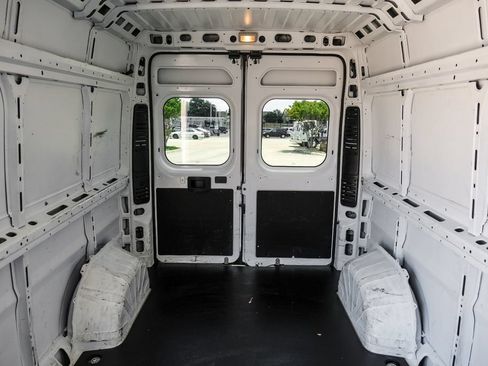 Used 2023 RAM ProMaster 2500 FWD image 34