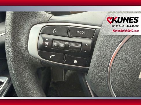 Used 2025 Kia K5 LXS image 13