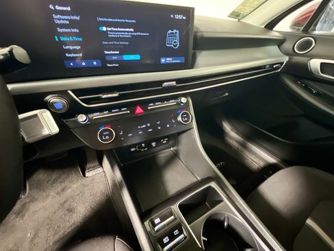 Used 2024 Hyundai Sonata SEL image 25