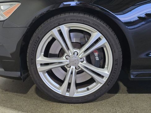 Used 2018 Audi S6 Premium Plus image 8