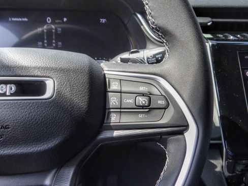 New 2023 Jeep Grand Cherokee L Laredo w/ Trailer Tow Group (B) image 9